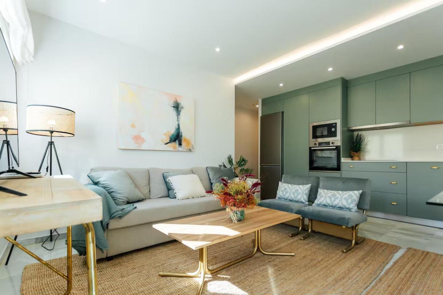 Reformed And Comfy- 2Bd 2Bth- Arenal Apartment Sevilla Bagian luar foto